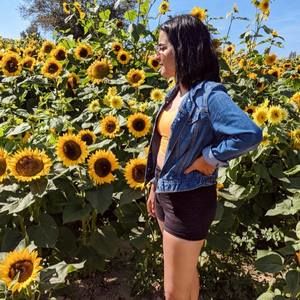 Meet your Posher, Ishika